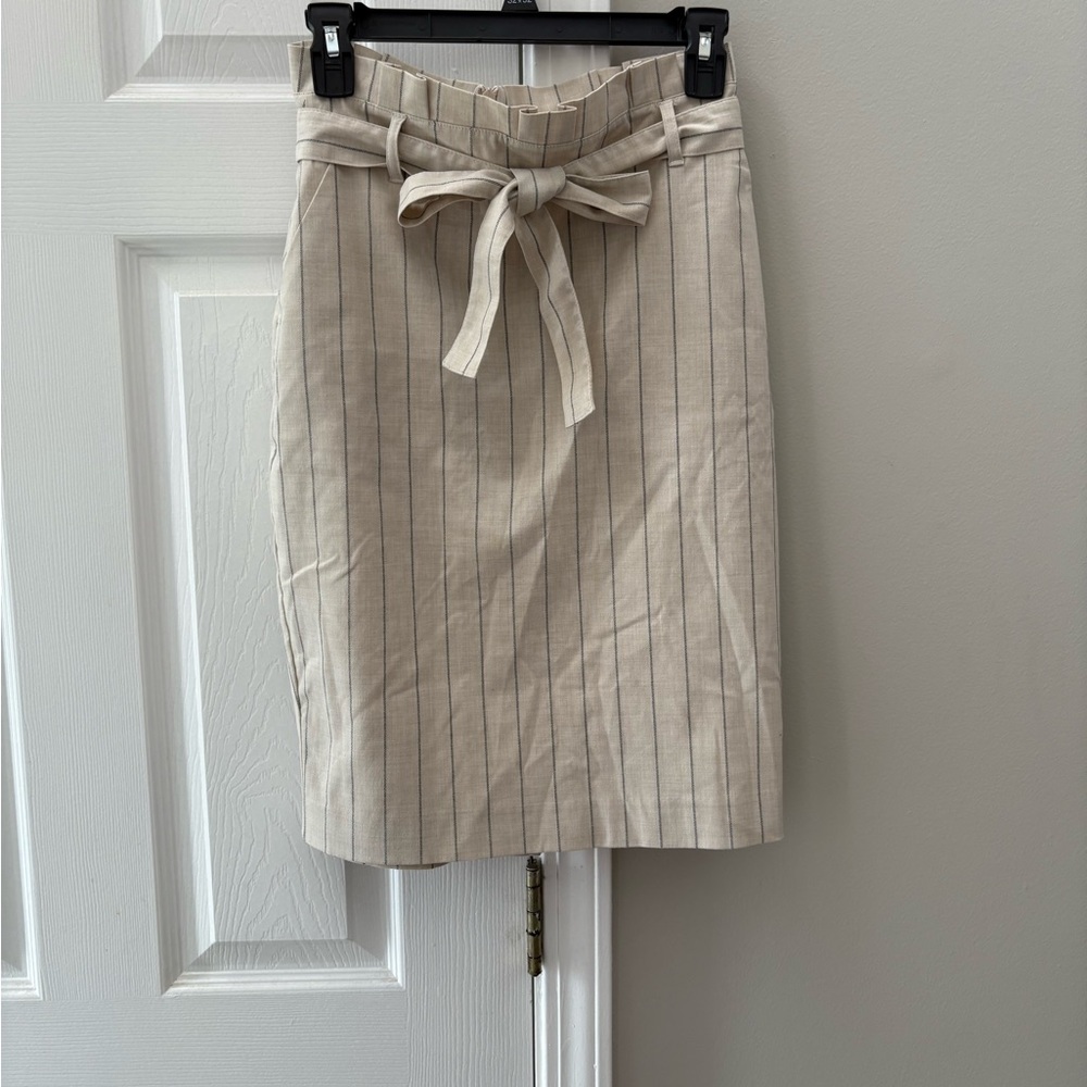 Banana Republic Beige Striped Pencil Skirt with Tie Belt